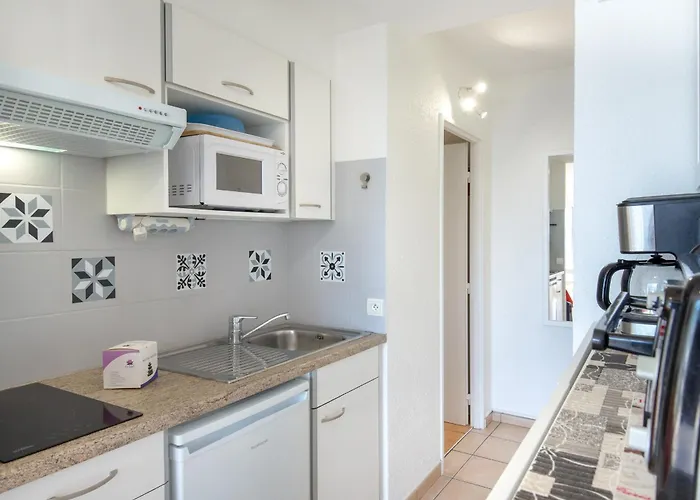 Climatise Pour 2, Proche Et Commerces, Animaux Admis, Wifi, Parking - Fr-1-466a-20 Daire
